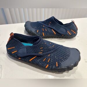 CIOR Water Shoes Quick Drying Sports Aqua Lightweight Shoes size 5 (34)